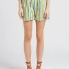 ILYANA - Kort, Gestreept Short | Groen 1 ILYANA - Kort, Gestreept Short | Groen -Chic Verkoop 4151812