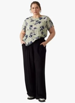 Vero Moda Curve MENNY - Top Met Ronde Hals En Print | Groen -Chic Verkoop 4184554