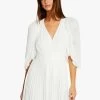MORGAN RALEX - Korte Jurk Met V-hals En Plissérok | Wit -Chic Verkoop 4227265