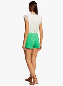 MORGAN Nauwsluitend Short Met Sierknopen | Groen -Chic Verkoop 4240871