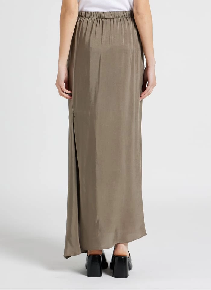 DARROW - Lange, Asymmetrische Rok | Bruin 4 DARROW - Lange, Asymmetrische Rok | Bruin - Afbeelding 2