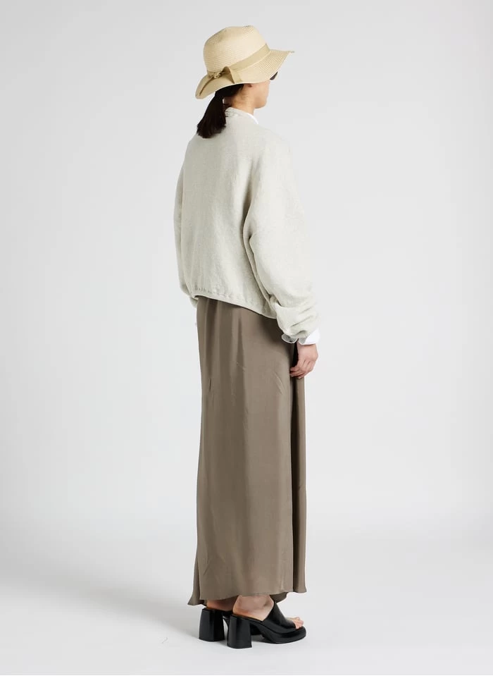 DARROW - Lange, Asymmetrische Rok | Bruin 11 DARROW - Lange, Asymmetrische Rok | Bruin - Afbeelding 9